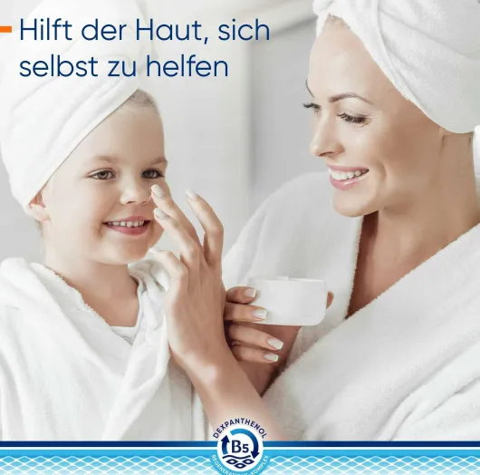 Bepanthol DERMA Feuchtigkeitsspendende Gesichtscreme mit LSF 25 50 ml Pumpflasche