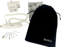Elektrisches Maniküre-Pediküre-Set mit 7 Aufsätzen