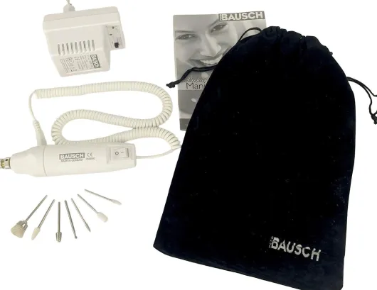 Elektrisches Maniküre-Pediküre-Set mit 7 Aufsätzen