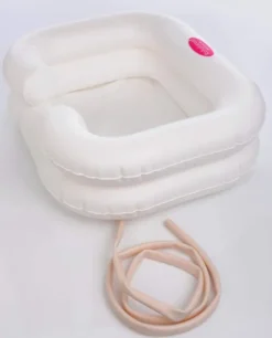 Haarwaschbecken für das Bett