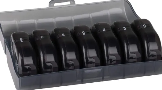 Haushalt International Tablettenbox für 7 Tage in grau mit schwarzen Dosen