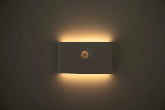 Intelligentes LED Nachtlicht mit Bewegungssensor