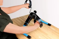 Vital Comfort faltbarer Pedaltrainer blau 1 Stück
