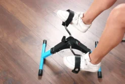 Vital Comfort faltbarer Pedaltrainer blau 1 Stück