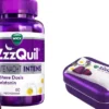 Wick ZzzQuil Gute Nacht Intens 60 Stück + gratis Wick ZzzQuil Reise-Dose 1 Stück